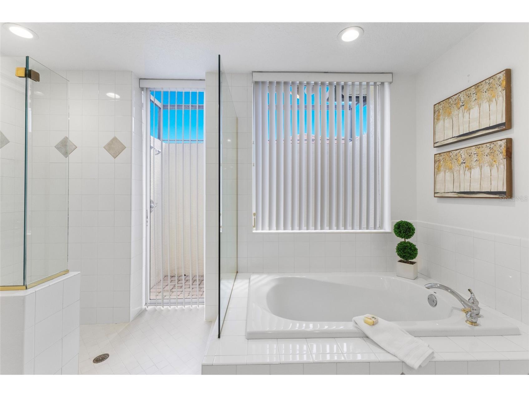 7062 Twin Hills Terrace Lakewood Ranch FL 34202 A4689558 image34