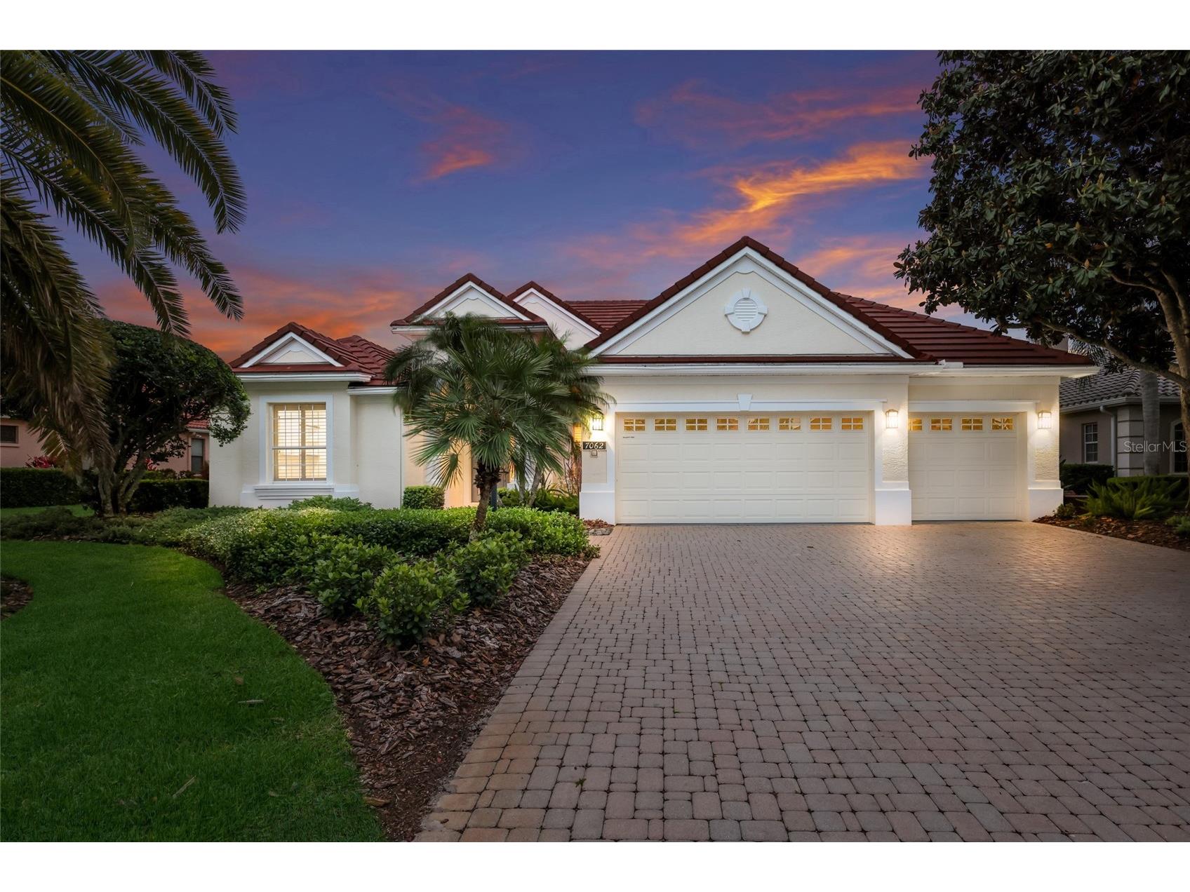 7062 Twin Hills Terrace Lakewood Ranch FL 34202 A4689558 image4