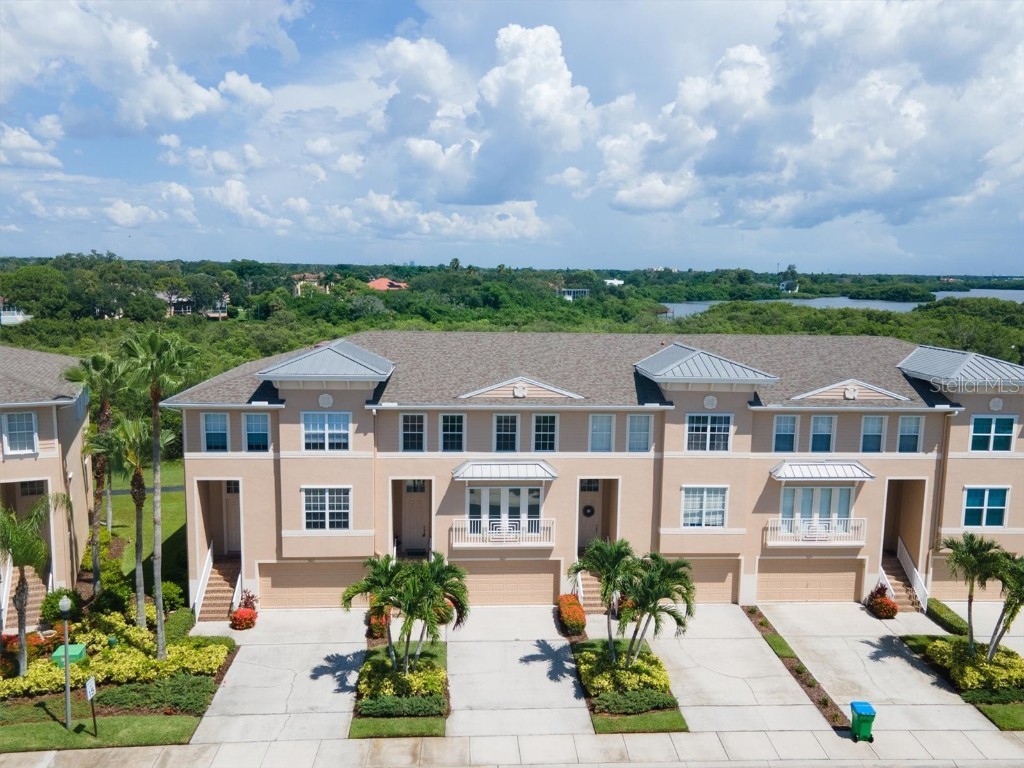 7063 Islamorada Circle Seminole FL 33777 U8252546 image1