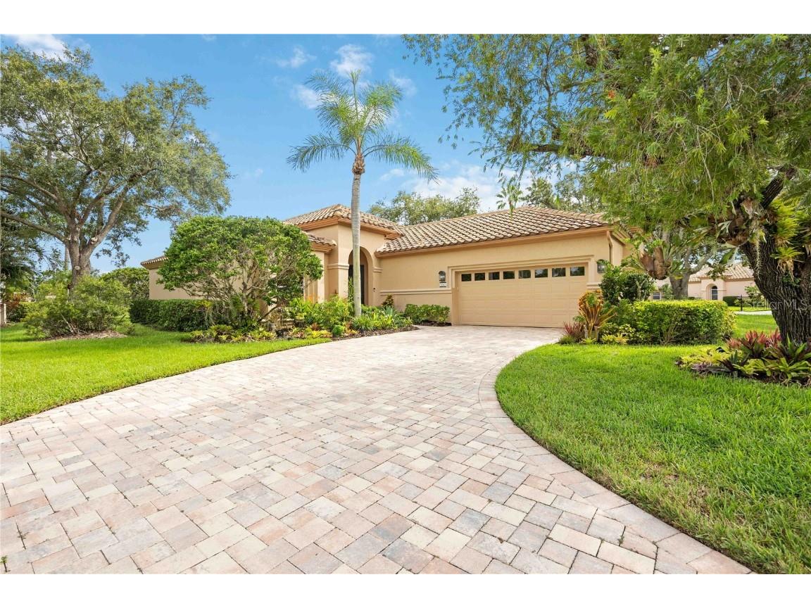 7065 Del Lago Drive Sarasota FL 34238 A4620420 image1