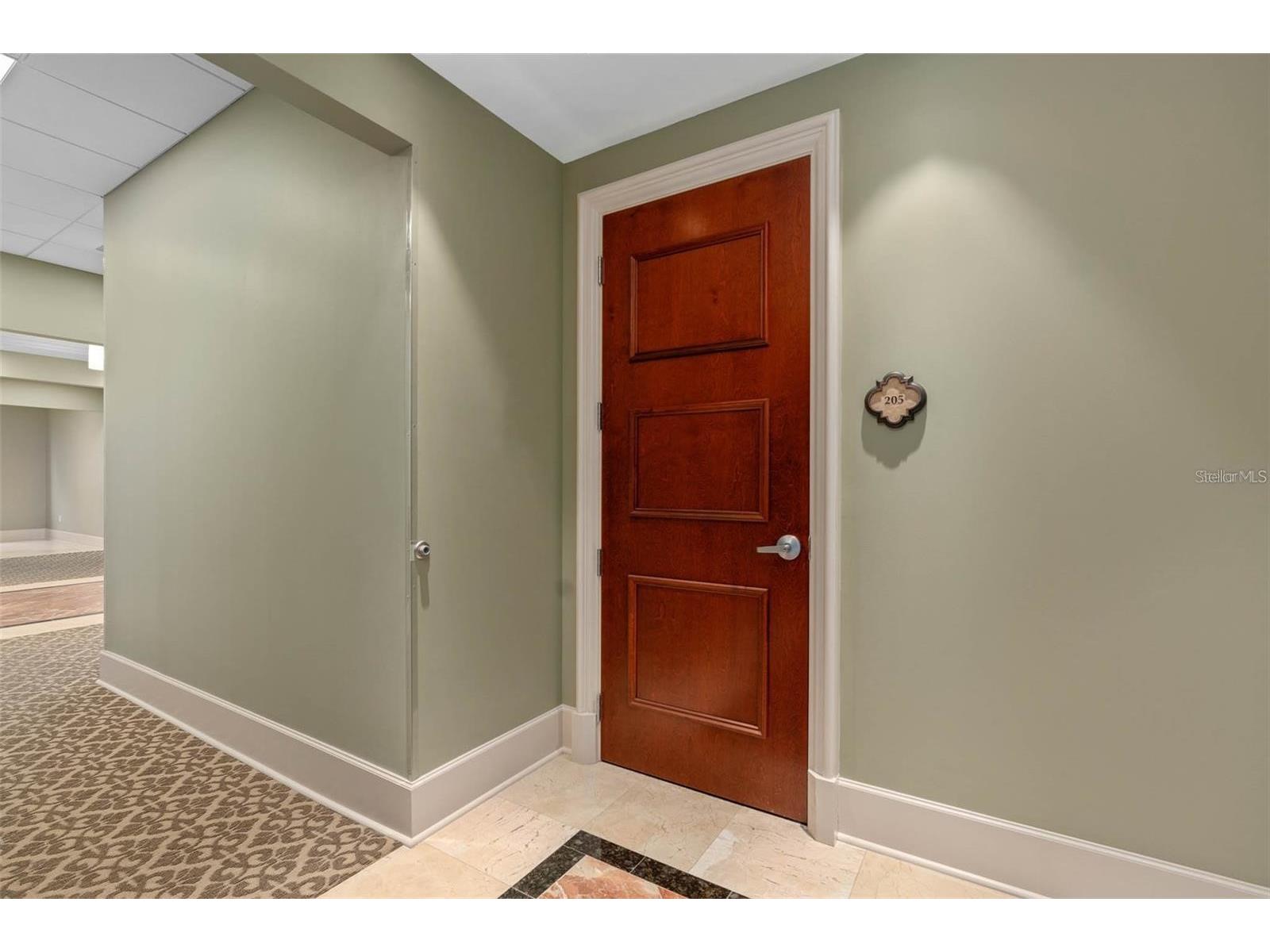 7065 Westpointe Boulevard #205 Orlando FL 32835 S5148607 image4