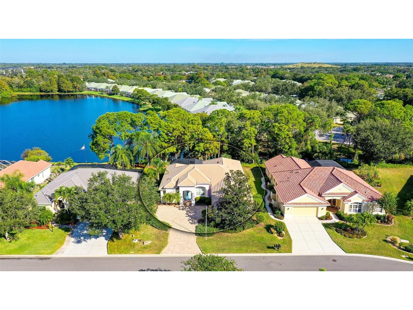 7067 Treymore Court Sarasota FL 34243 A4588595 image1