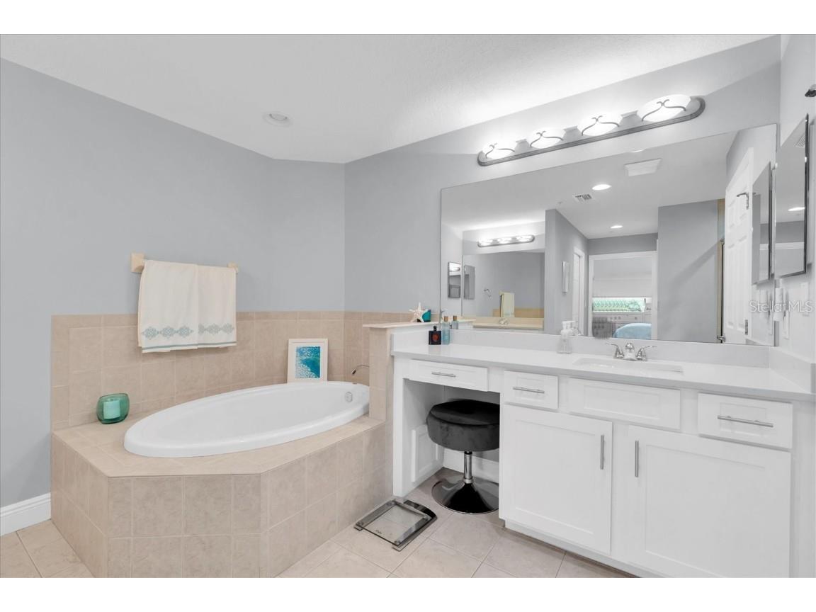 7069 Key Haven Road #303 Seminole FL 33777 TB8419668 image24