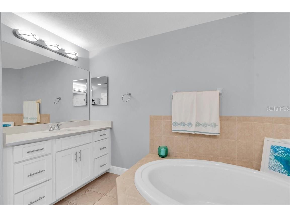 7069 Key Haven Road #303 Seminole FL 33777 TB8419668 image25