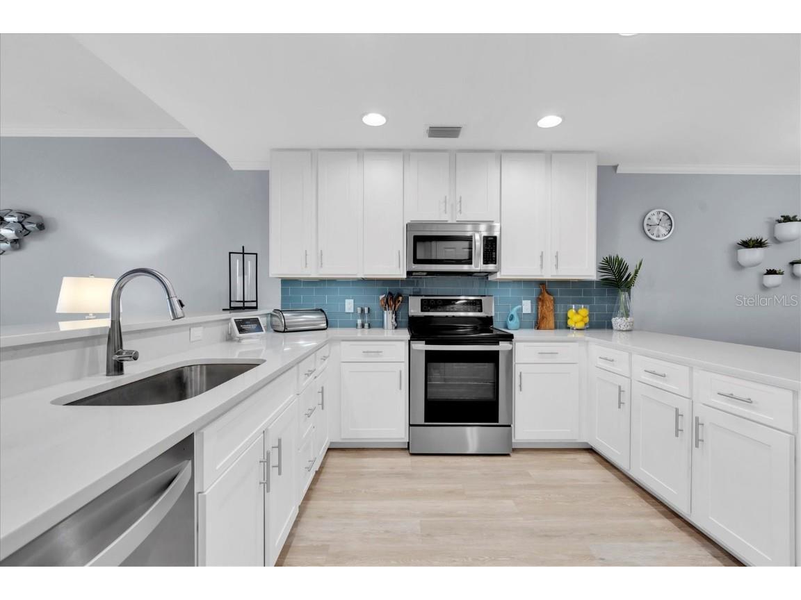 7069 Key Haven Road #303 Seminole FL 33777 TB8419668 image8