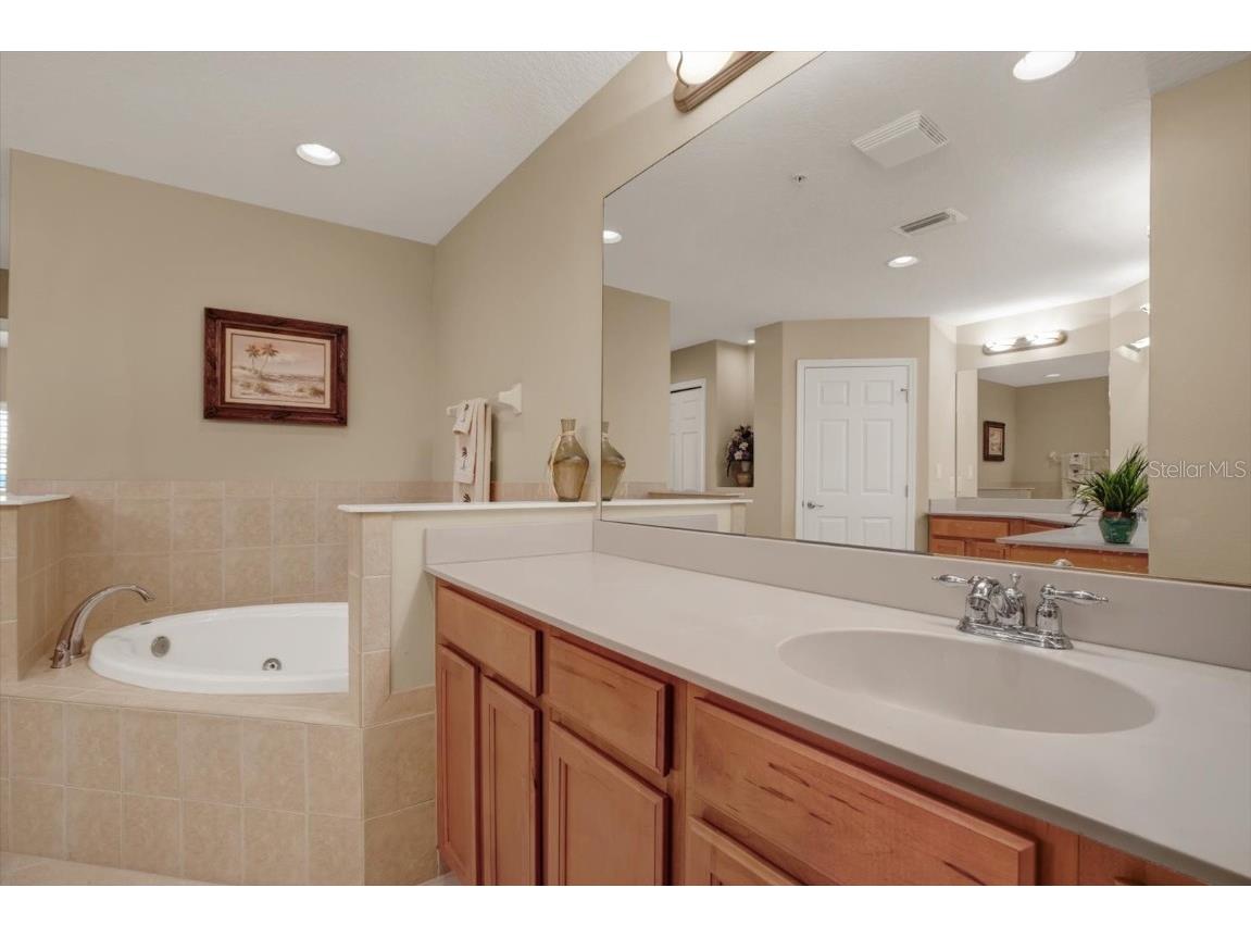 7069 Key Haven Road #602 Seminole FL 33777 TB8445439 image30