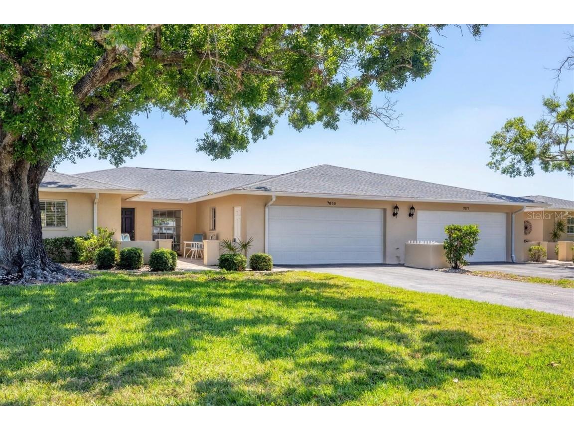7069 W Country Club Drive N #7069 Sarasota FL 34243 A4648840 image1