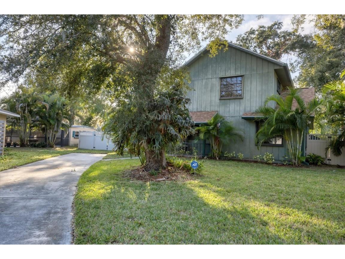 707 13th Avenue Circle W Palmetto FL 34221 A4595027 image1