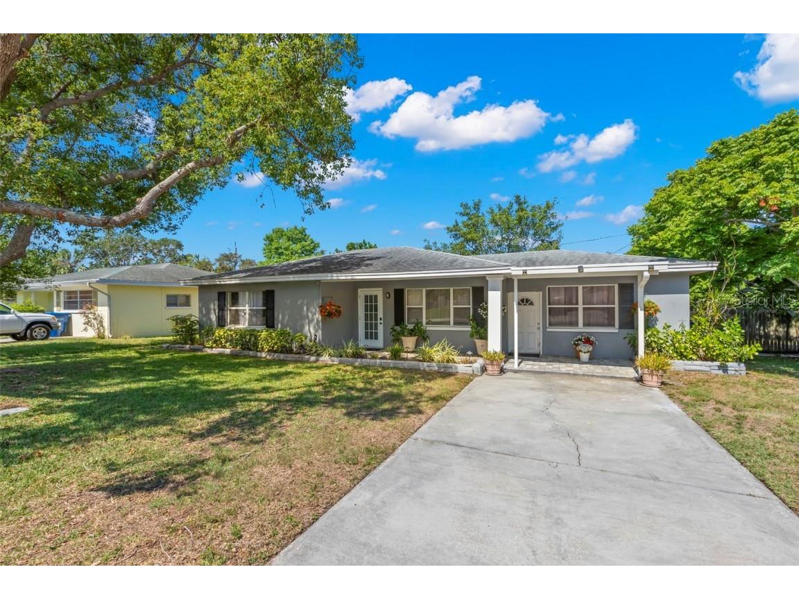 707 24th Street SW Largo FL 33770 TB8387406 image1