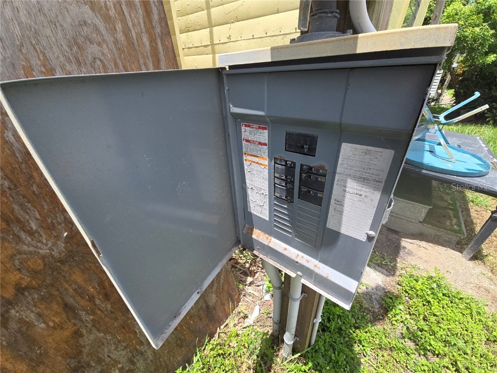 707 49th Avenue Dr W Bradenton FL 34207 A4660425 image26