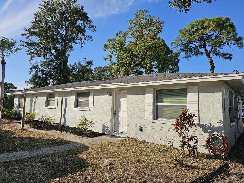 707 63rd Avenue Drive W Bradenton FL 34207 A4589199 image1