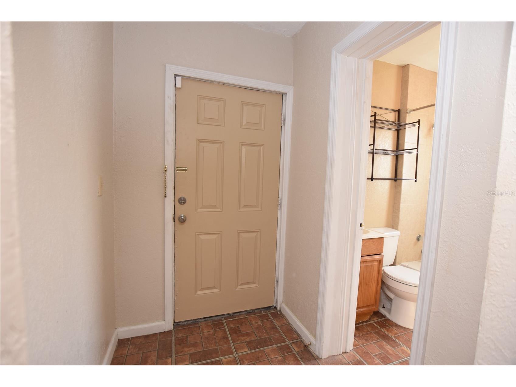707 7th Street N #A Haines City FL 33844 L4962435 image5