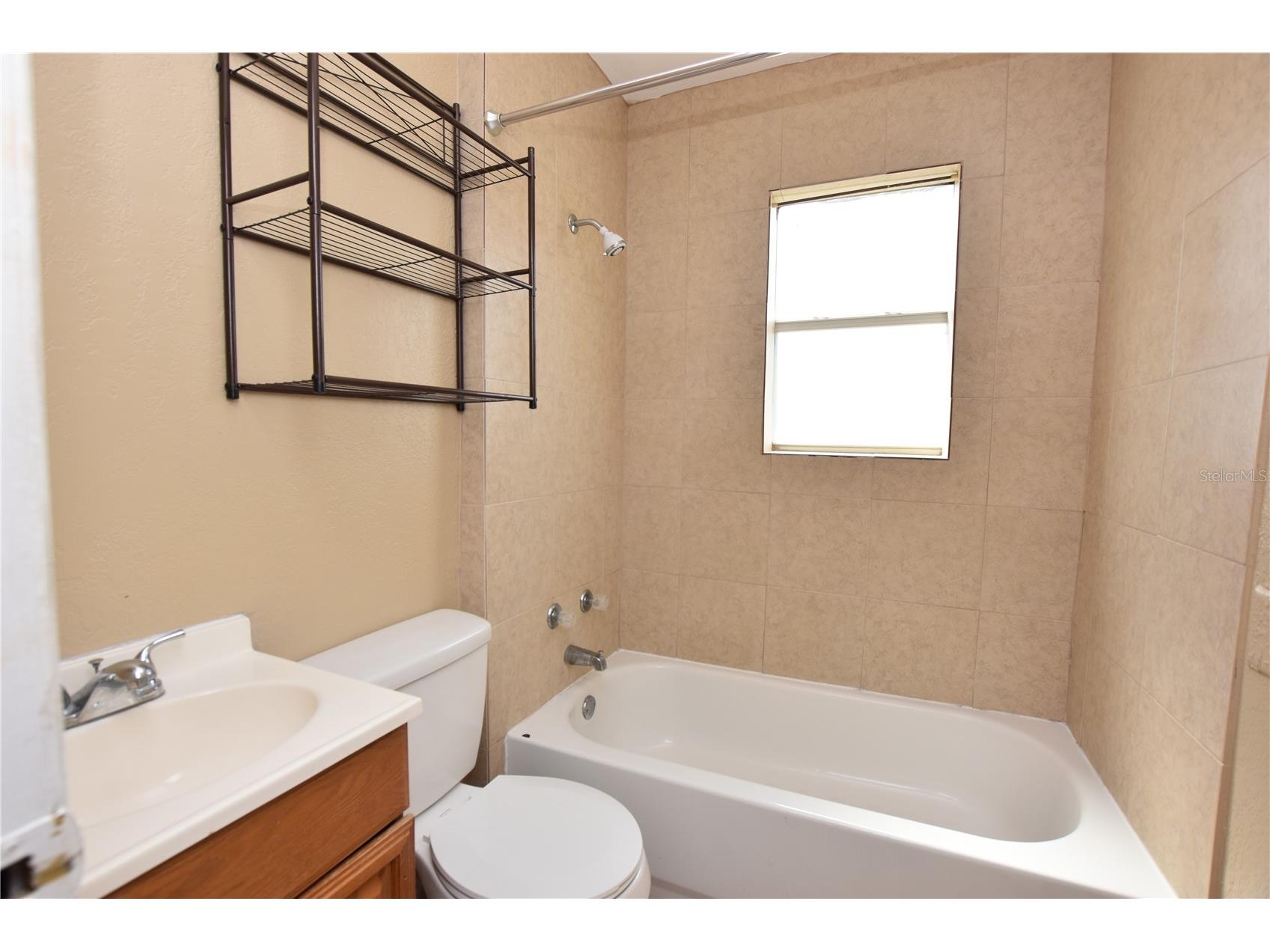 707 7th Street N #A Haines City FL 33844 L4962435 image6