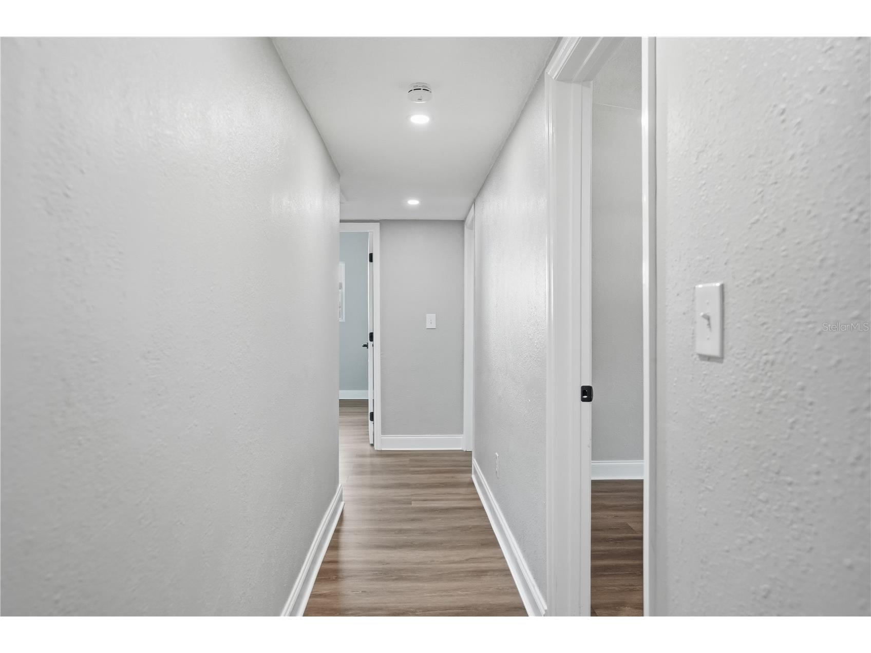 707 Aberdeen Circle Tampa FL 33617 O6421909 image12