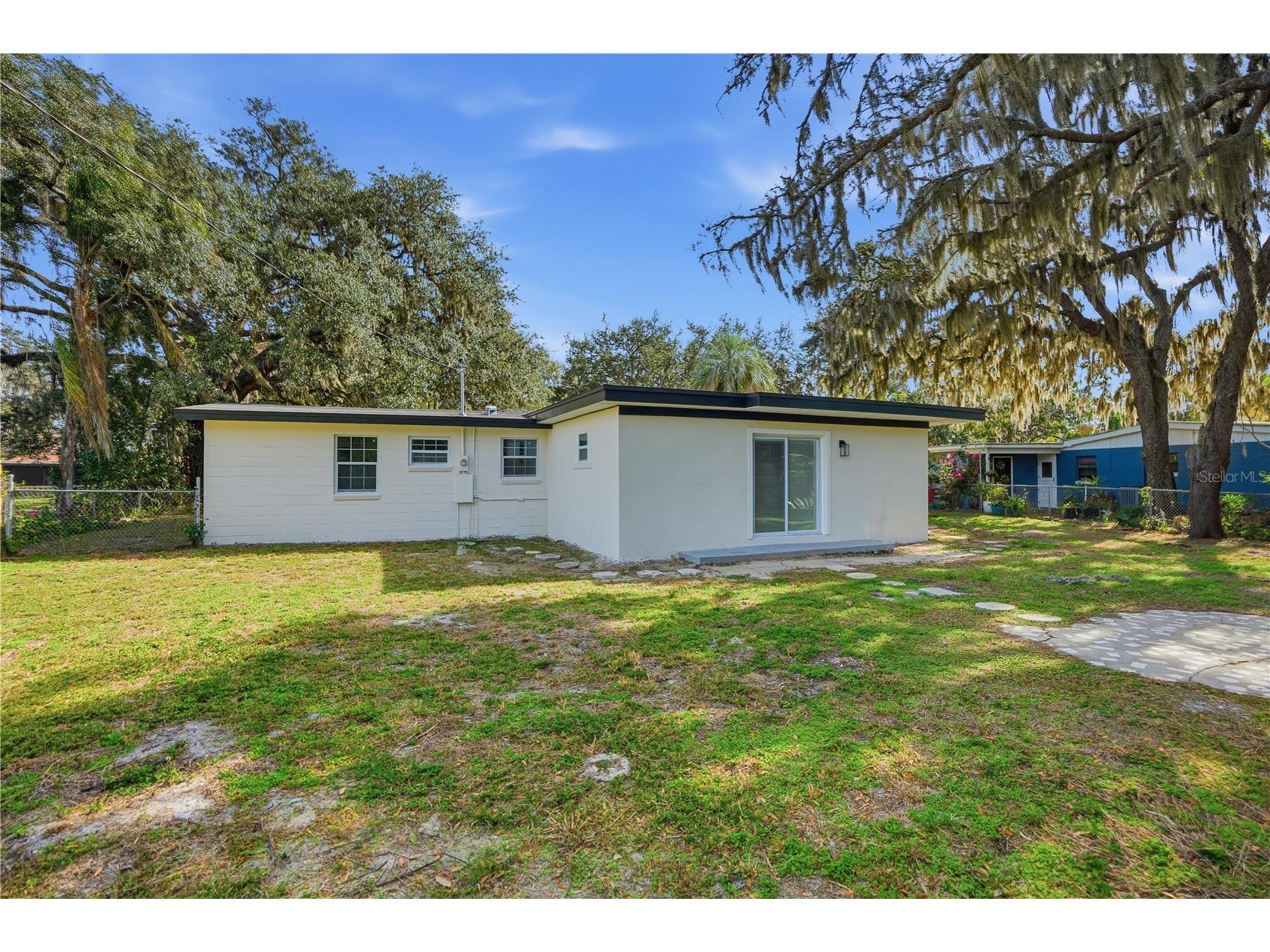 707 Aberdeen Circle Tampa FL 33617 O6421909 image28
