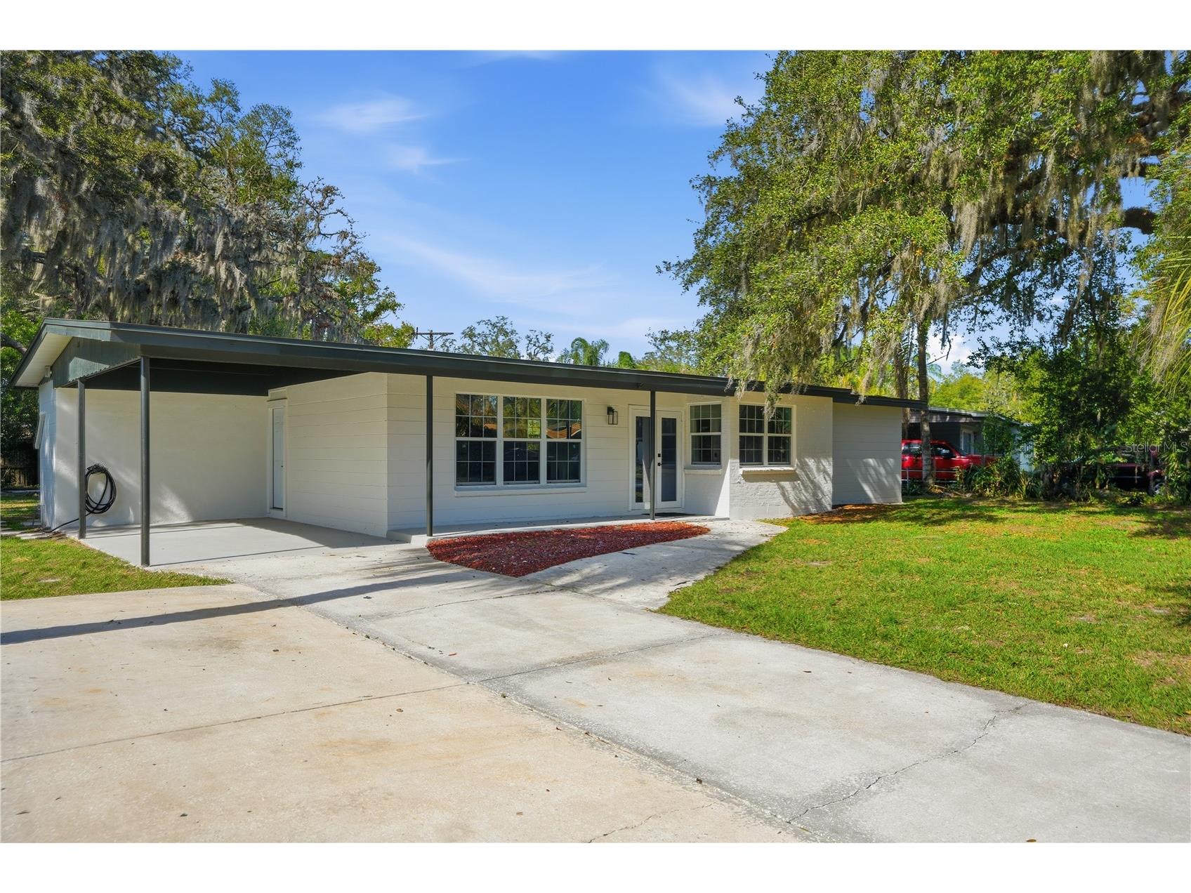 707 Aberdeen Circle Tampa FL 33617 O6421909 image3