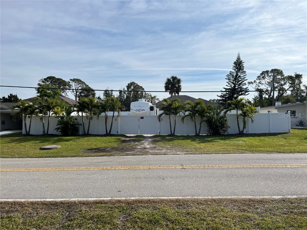 707 Alligator Drive Venice FL 34293 N6136821 image1