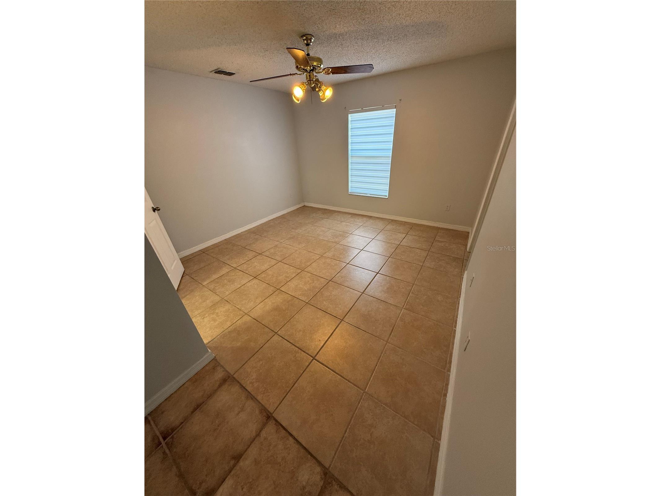 707 Battery Pointe Drive Orlando FL 32828 O6408312 image6