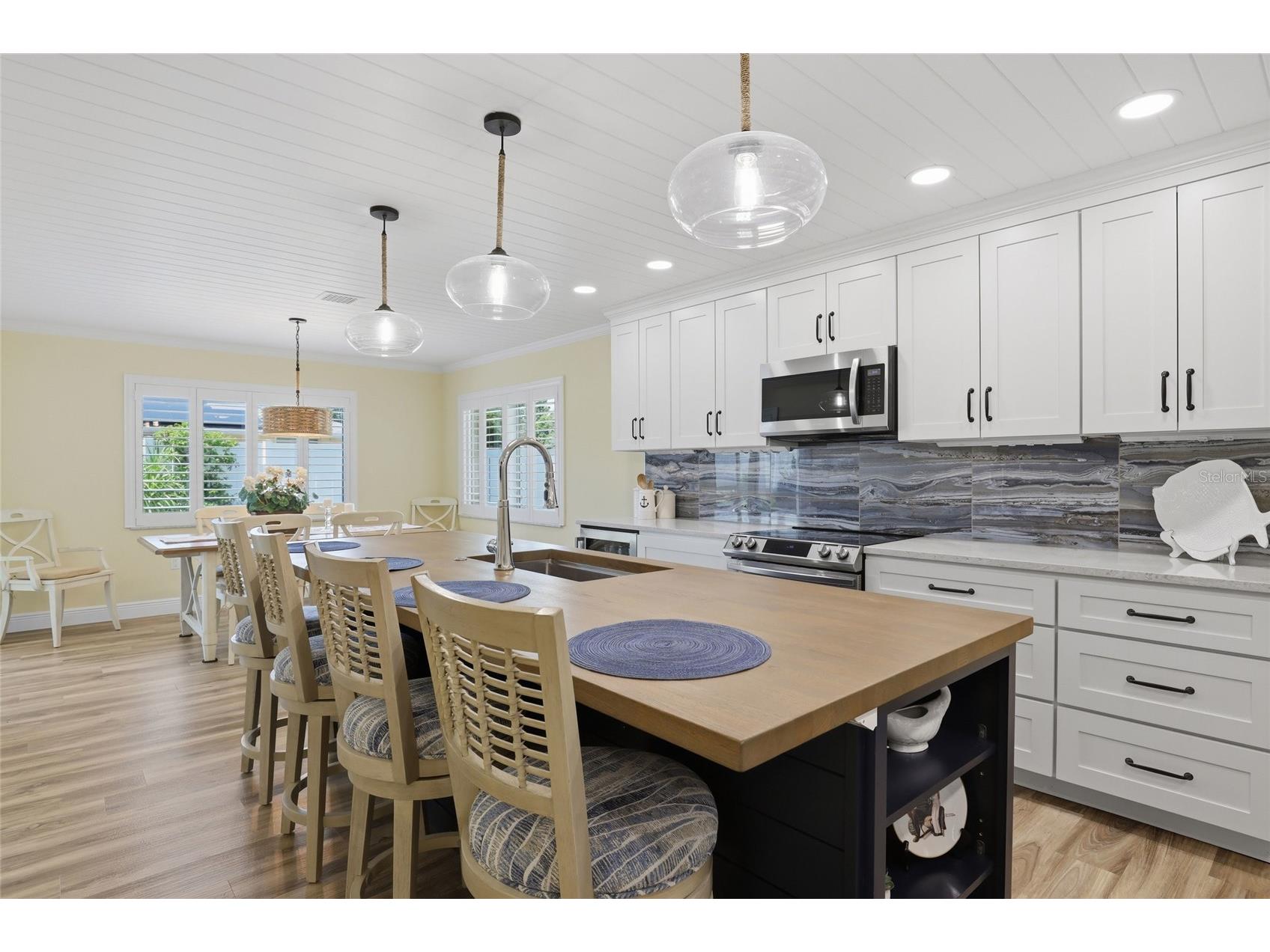 707 Beverly Road Venice FL 34293 A4696175 image5