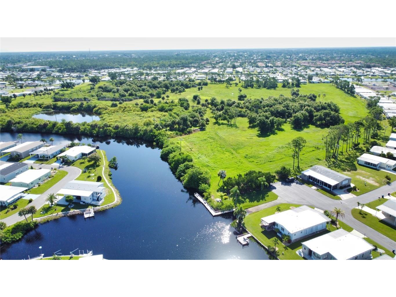 707 Del Luna Drive North Port FL 34287 TB8386439 image31