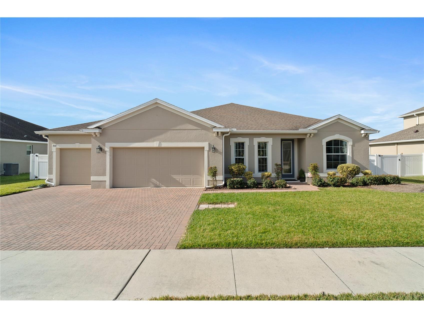 707 Grassy Stone Drive Winter Garden FL 34787 O6376356 image1