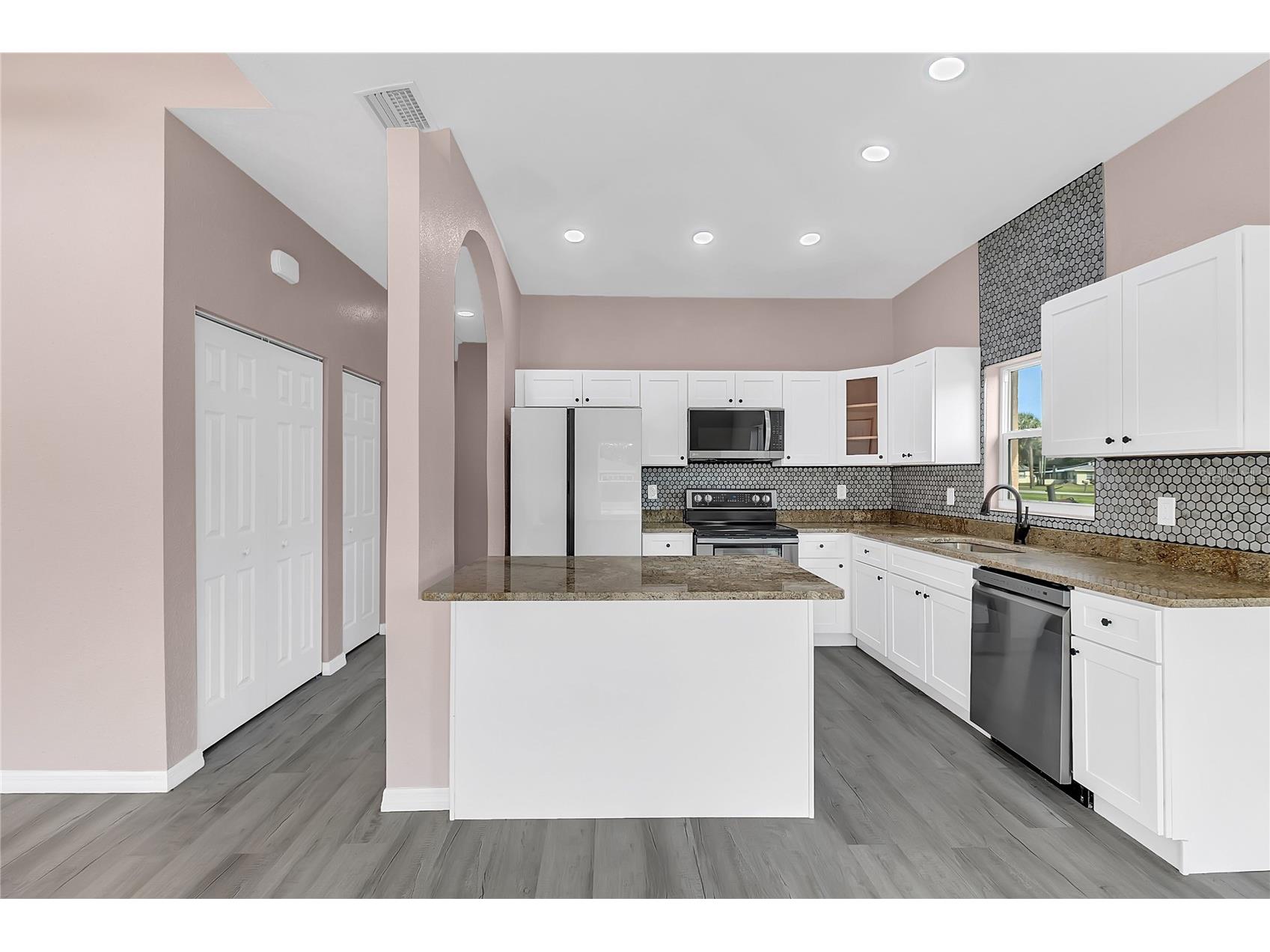 707 Hamilton Street New Smyrna Beach FL 32168 O6394391 image12