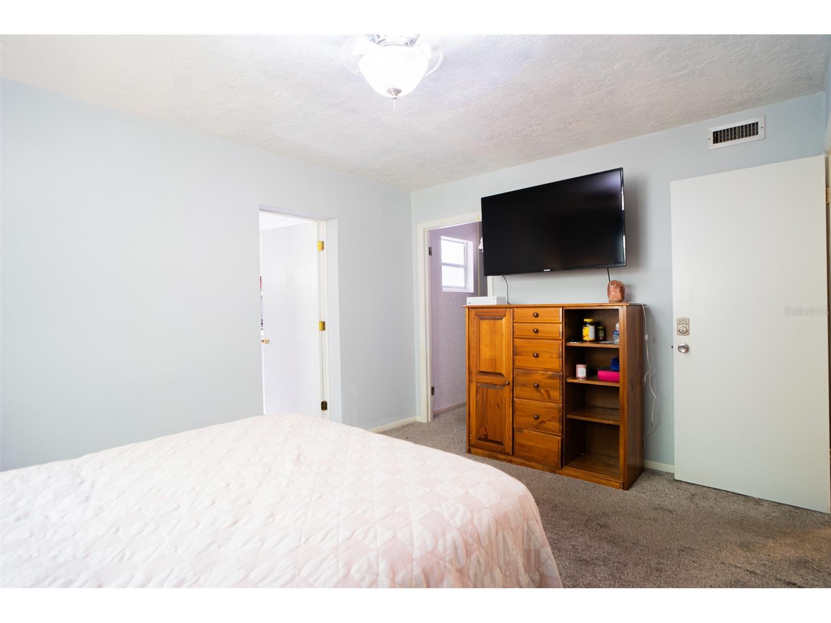 707 Howard Street Inverness FL 34453 OM722788 image17