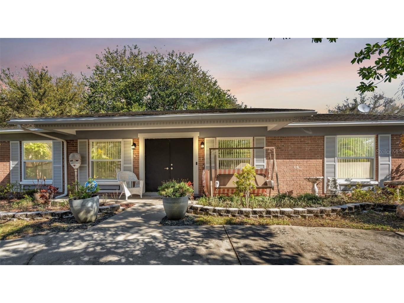 707 Innergary Place Valrico FL 33594 U8231067 image1