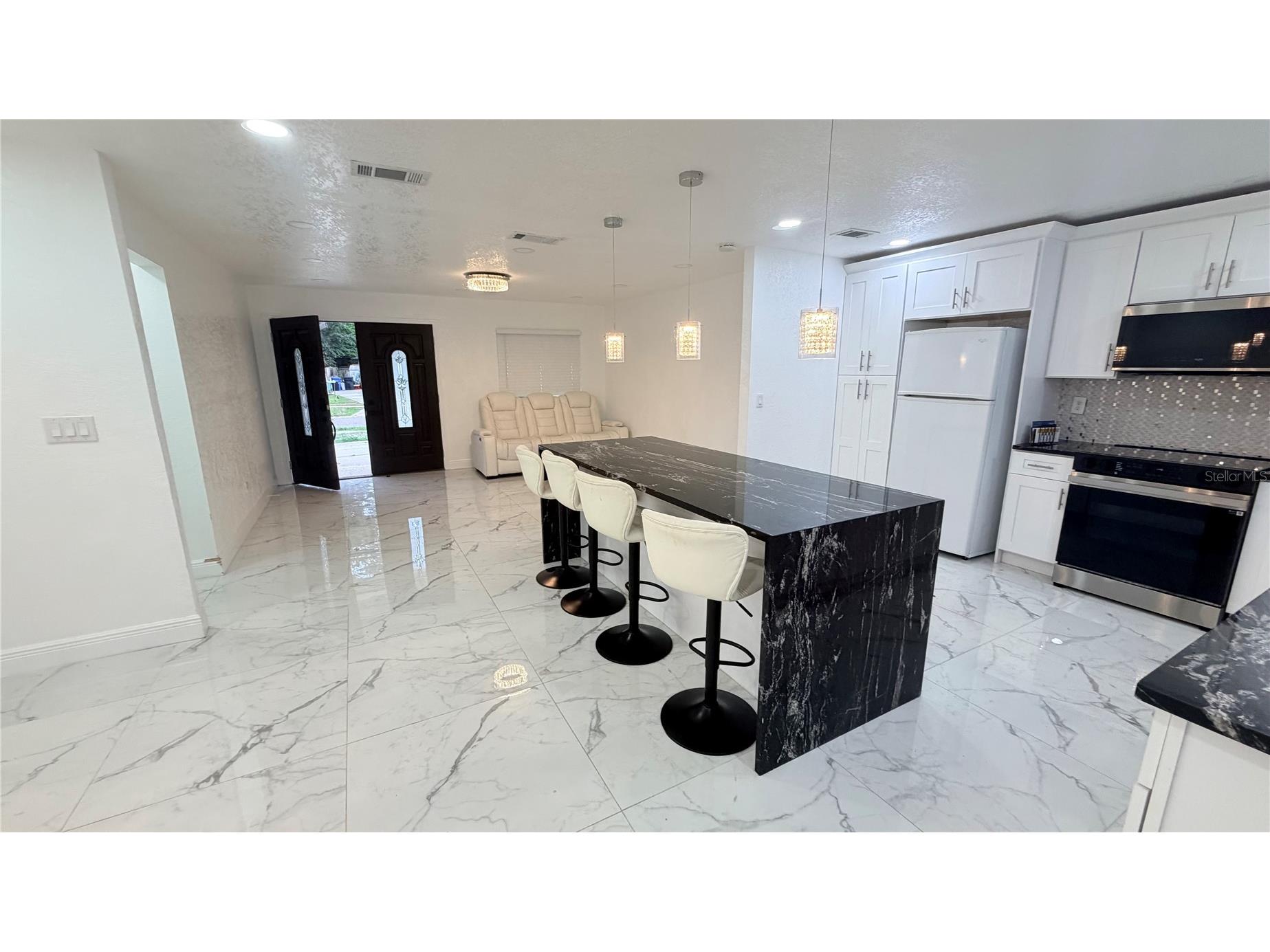707 Innergary Place Valrico FL 33594 TB8519696 image6