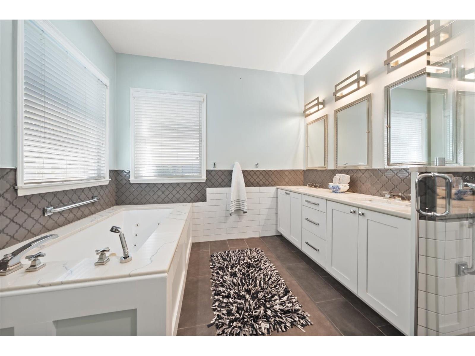 707 Lansden Court Tarpon Springs FL 34689 TB8483453 image23
