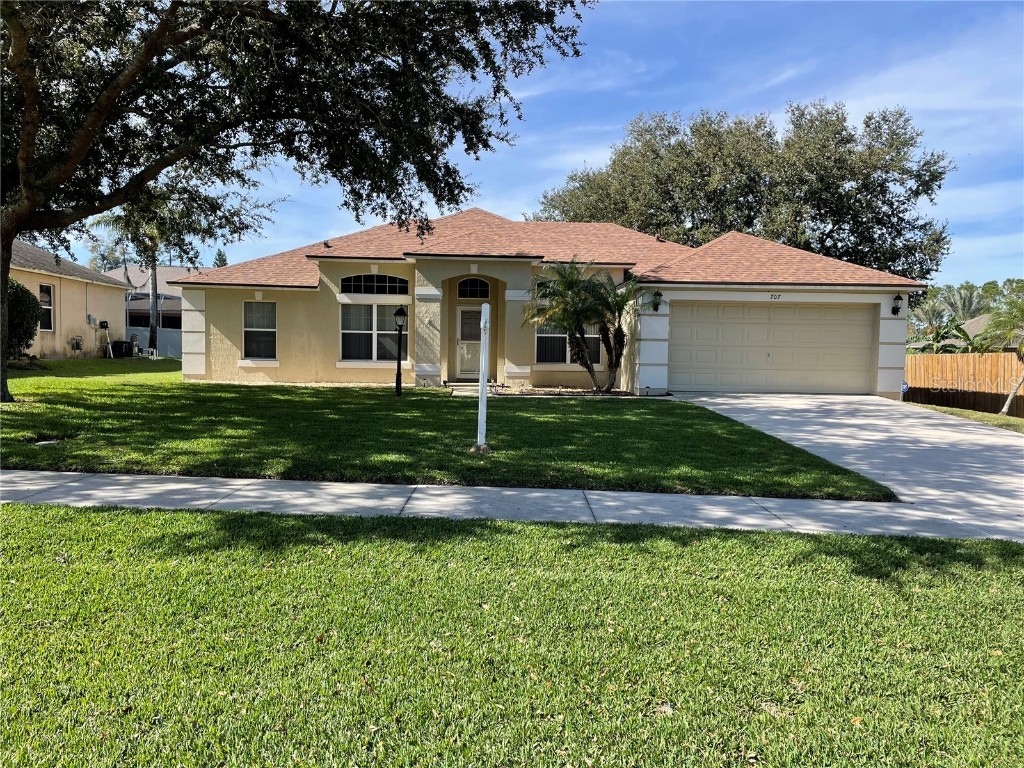 707 Larch Street Deltona FL 32725 V4934396 image1