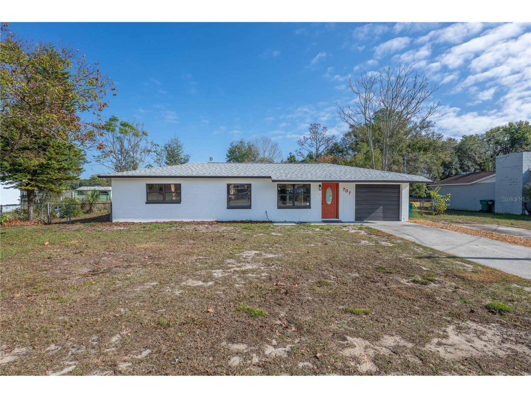 707 Maple Avenue Fruitland Park FL 34731 O6371092 image1