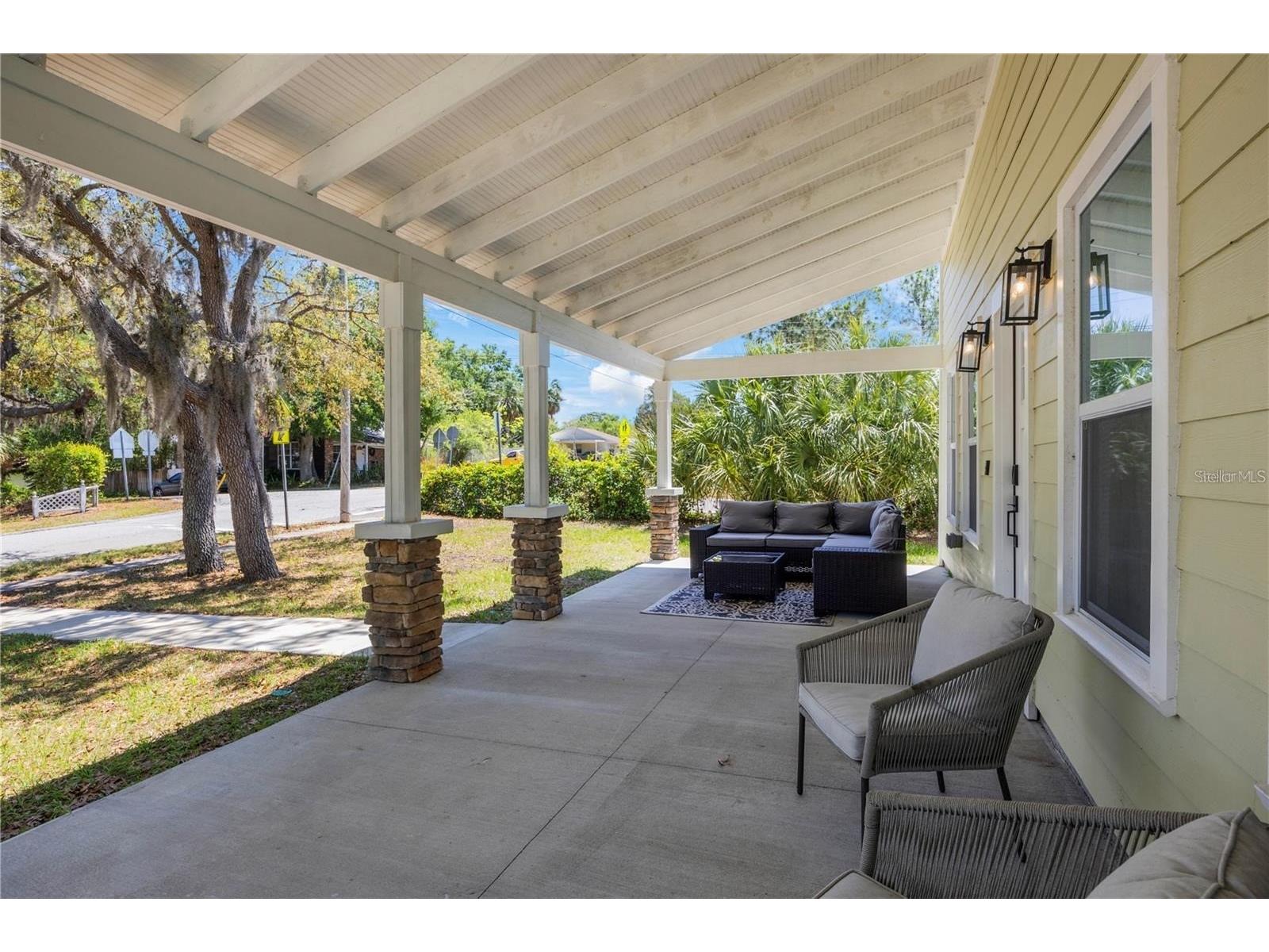707 N Disston Avenue Tarpon Springs FL 34689 A4695492 image2