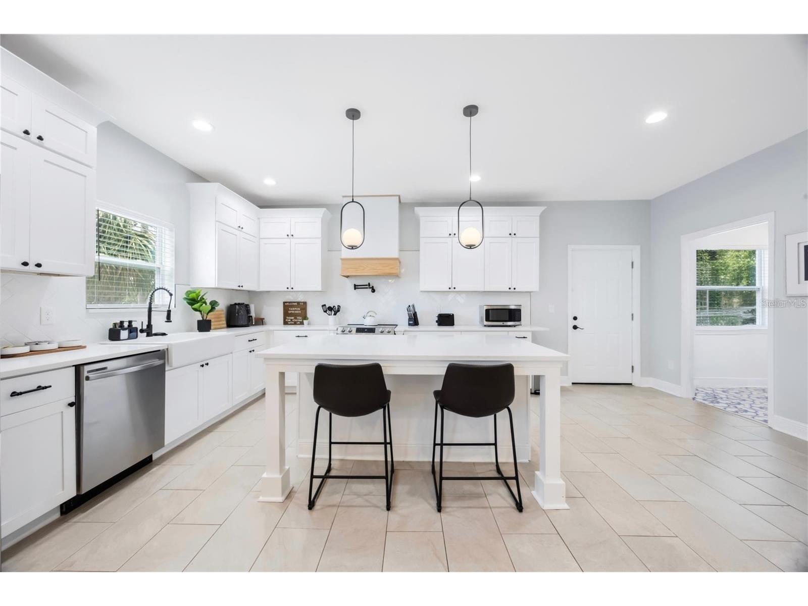 707 N Disston Avenue Tarpon Springs FL 34689 A4695492 image8