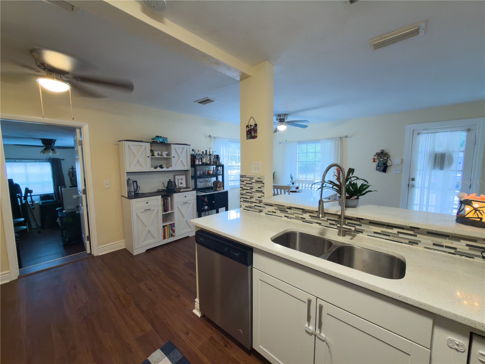 707 N Jefferson Avenue Clearwater FL 33755 TB8466732 image5