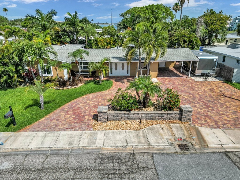 707 Pruitt Drive Madeira Beach FL 33708 U8201894 image1