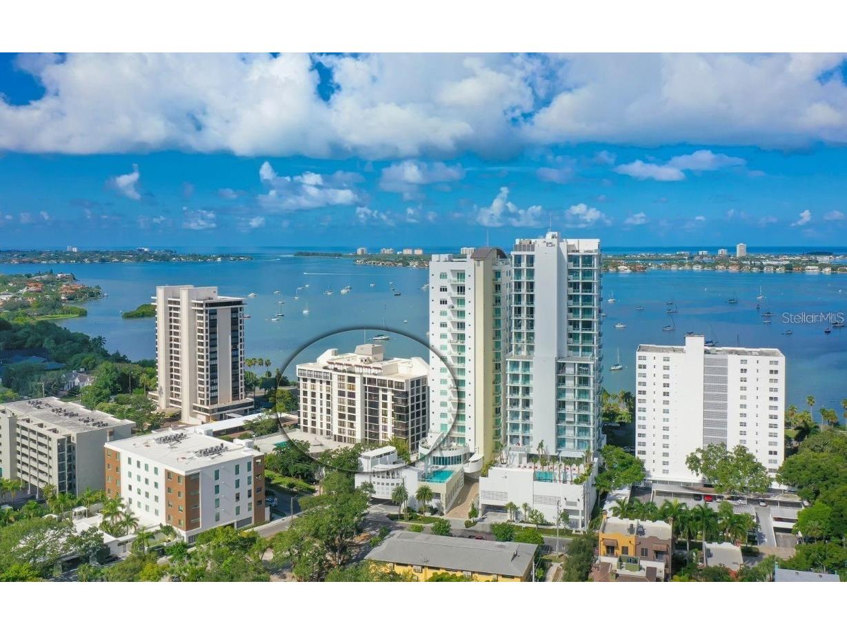 707 S Gulfstream Avenue #1005 Sarasota FL 34236 A4570073 image1