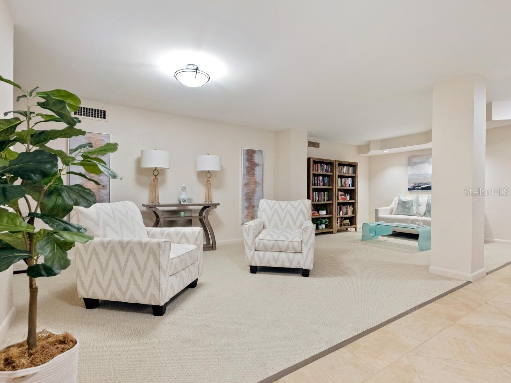 707 S Gulfstream Avenue #301 Sarasota FL 34236 A4653838 image34