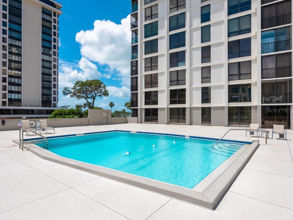 707 S Gulfstream Avenue #301 Sarasota FL 34236 A4653838 image37