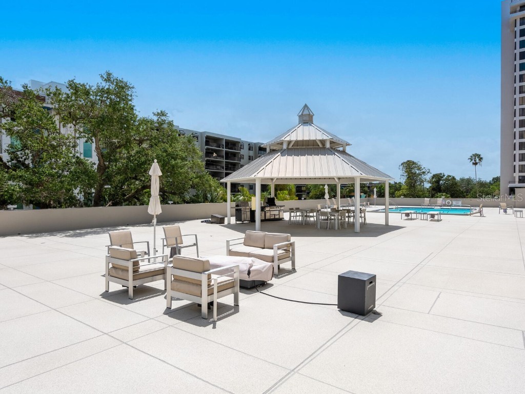 707 S Gulfstream Avenue #301 Sarasota FL 34236 A4653838 image38