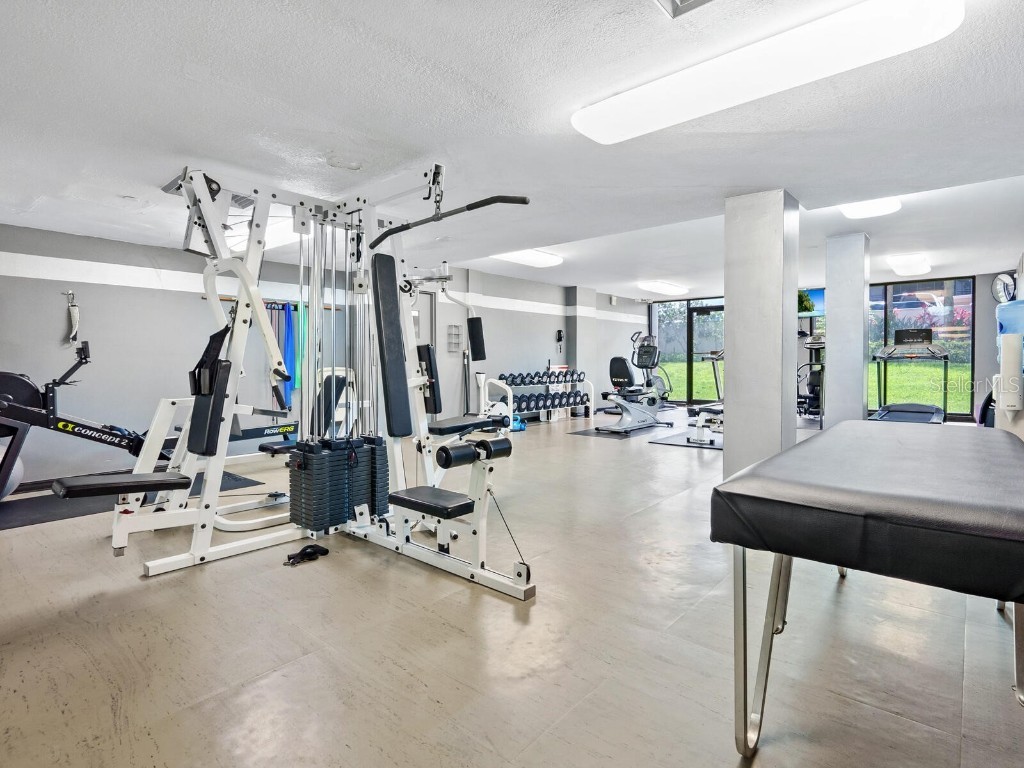 707 S Gulfstream Avenue #301 Sarasota FL 34236 A4653838 image39