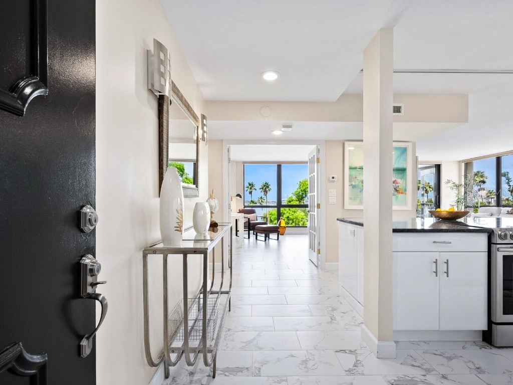 707 S Gulfstream Avenue #301 Sarasota FL 34236 A4653838 image4