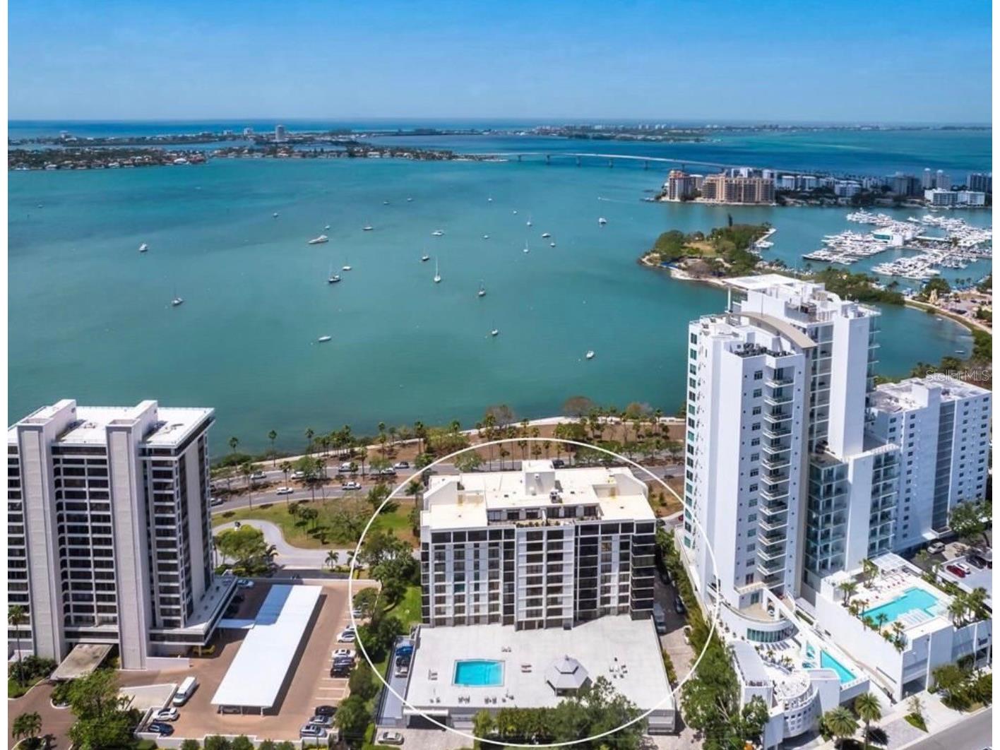 707 S Gulfstream Avenue #301 Sarasota FL 34236 A4680927 image1