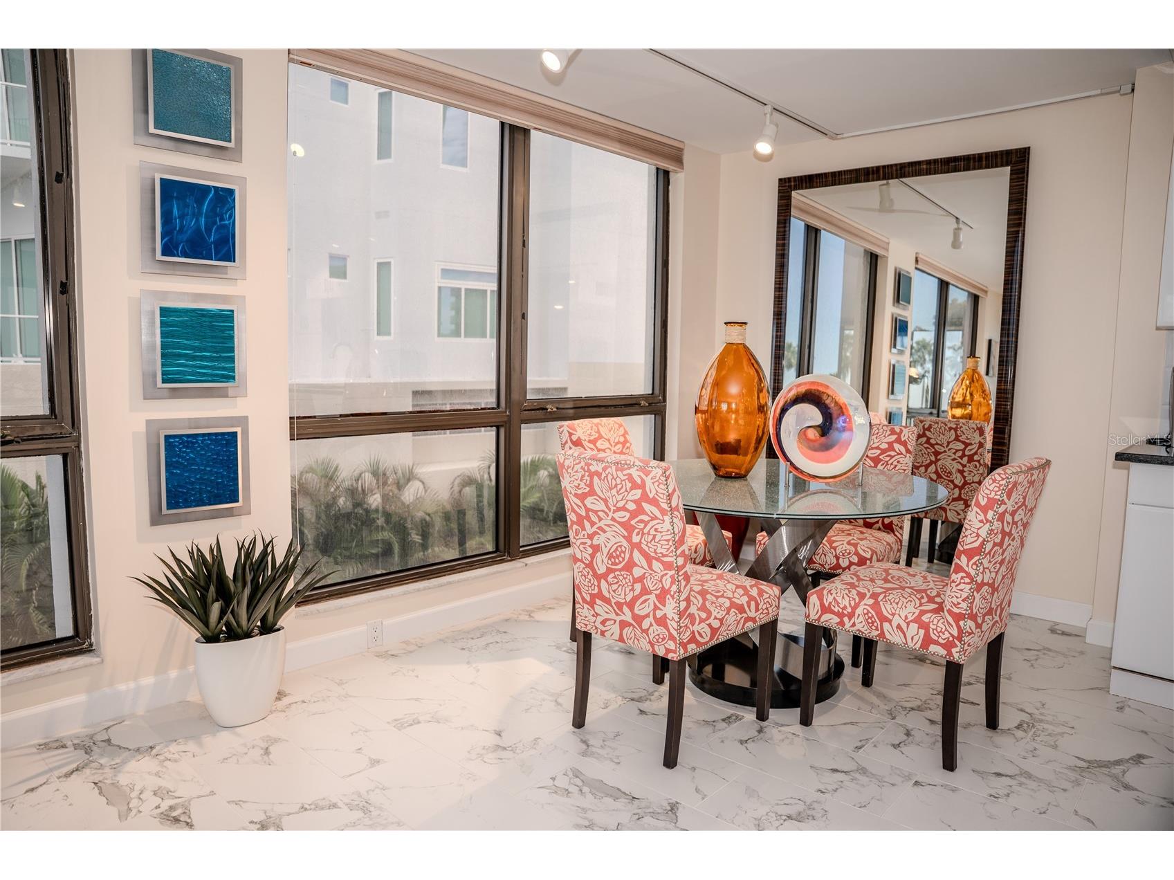 707 S Gulfstream Avenue #301 Sarasota FL 34236 A4680927 image11