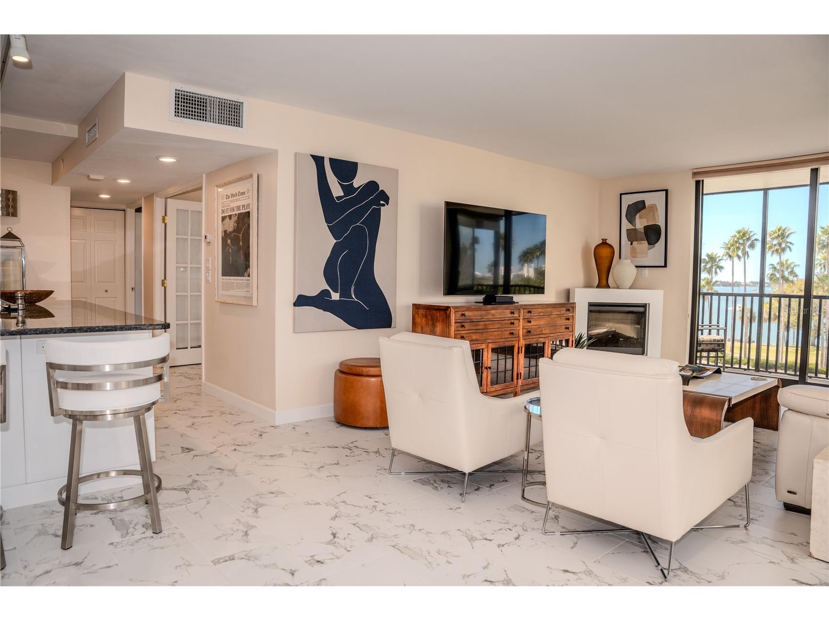 707 S Gulfstream Avenue #301 Sarasota FL 34236 A4680927 image13