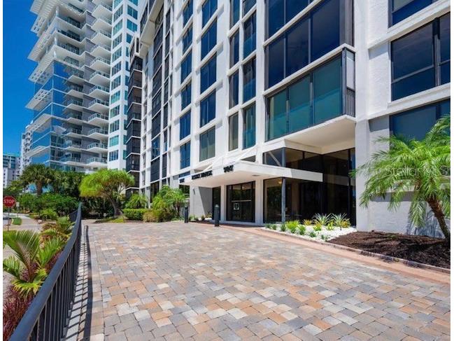 707 S Gulfstream Avenue #301 Sarasota FL 34236 A4680927 image39