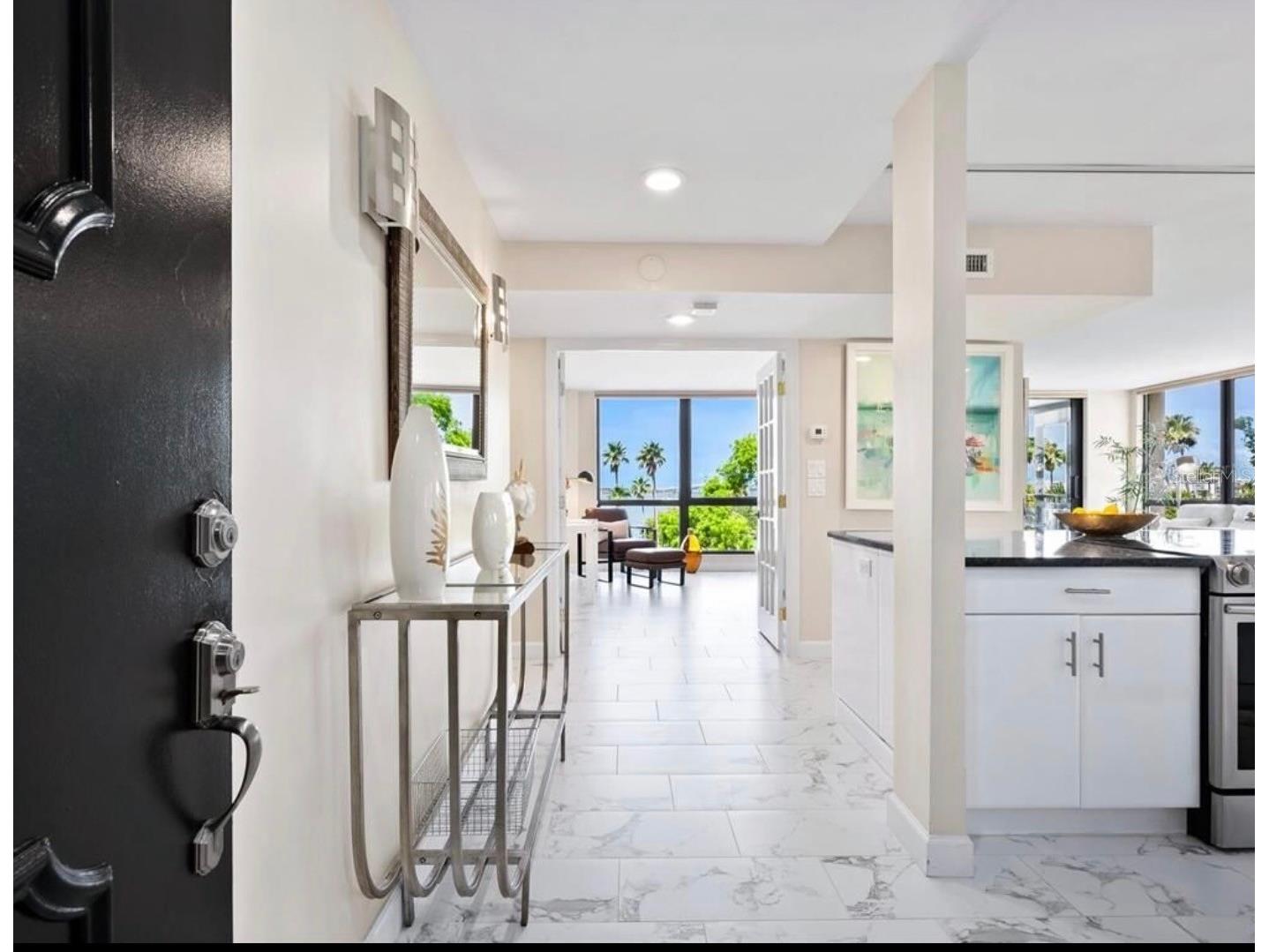 707 S Gulfstream Avenue #301 Sarasota FL 34236 A4680927 image4