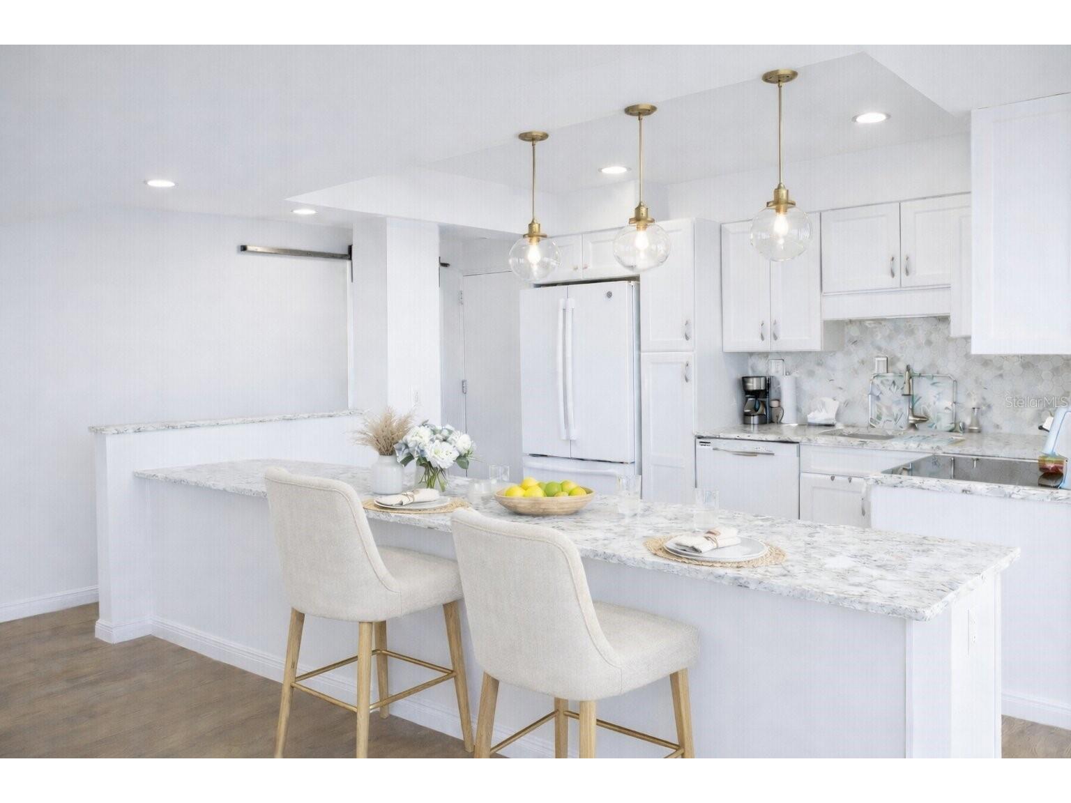 707 S Gulfstream Avenue #307 Sarasota FL 34236 - SARASOTA BAY A4683134 image9