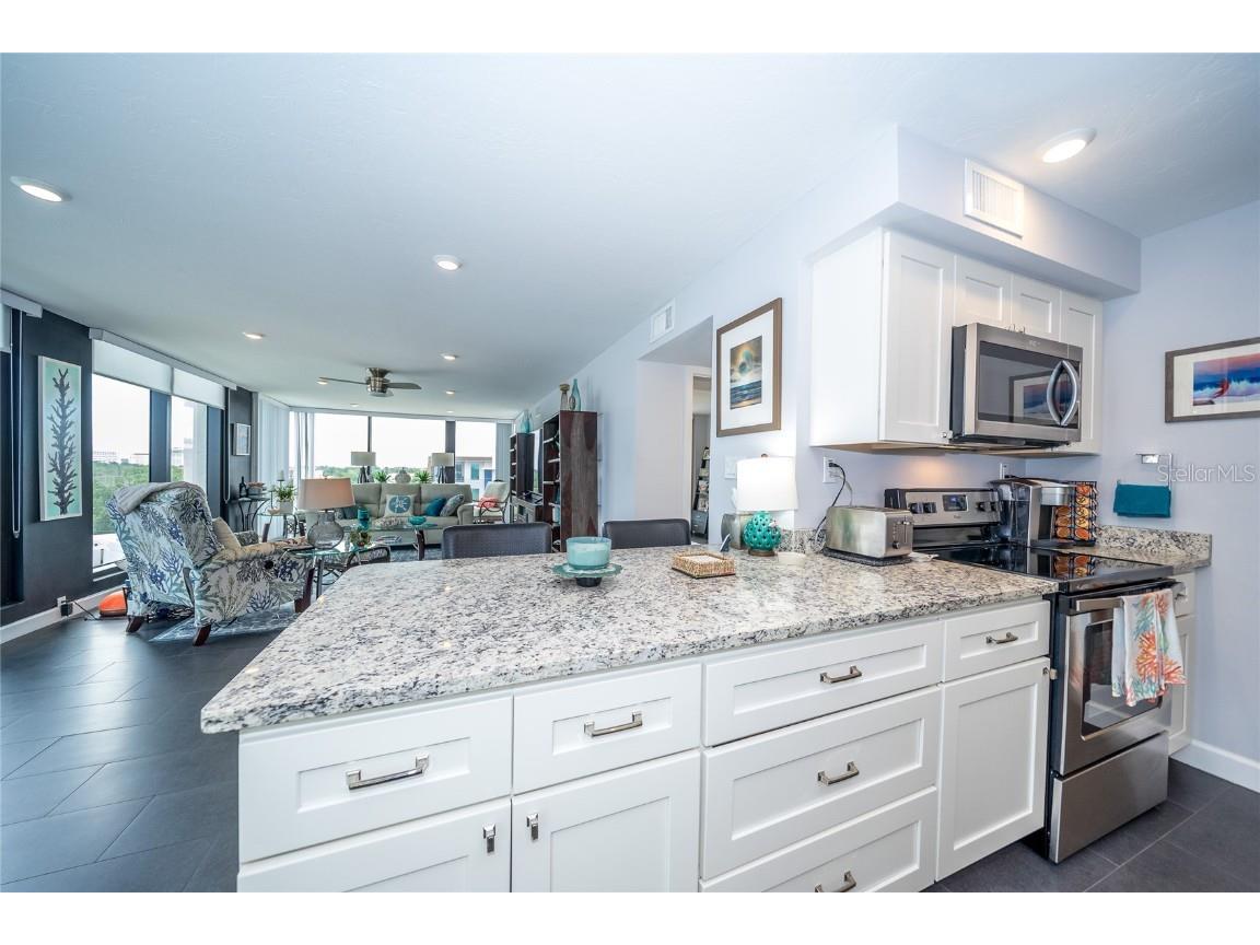 707 S Gulfstream Avenue #602 Sarasota FL 34236 T3544842 image46