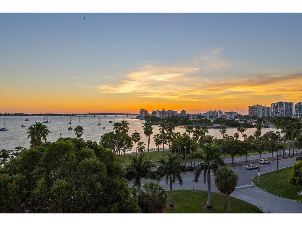 707 S Gulfstream Avenue #607 Sarasota FL 34236 - SARASOTA BAY A4620098 image1